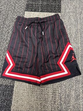Jordan striped Shorts Size-M